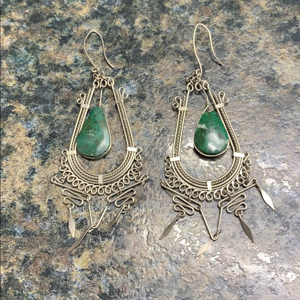 JADE WIRE EARRINGS